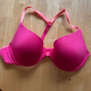 34 B Victoria's Secret bra